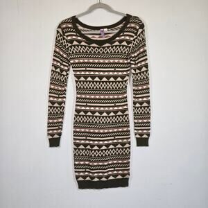 Alya Women's Sweater Knit Dress. Size Small.